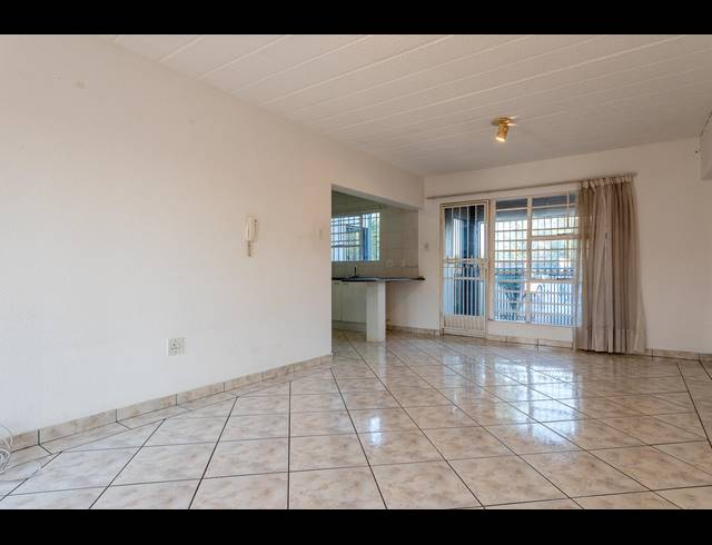 2 BEDROOM APARTMENT FOR SALE IN BASSONIA